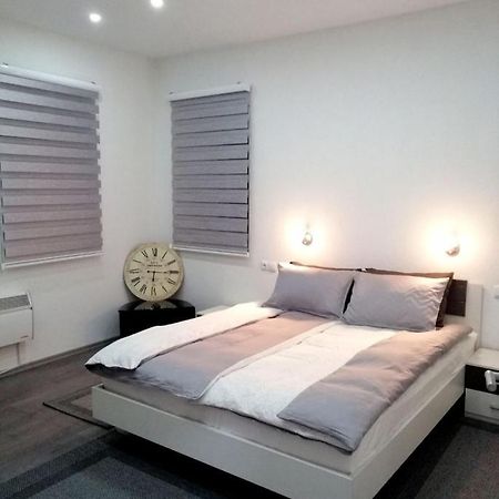 Apartman Din Travnik Exterior foto