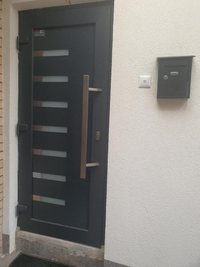 Apartman Din Travnik Exterior foto